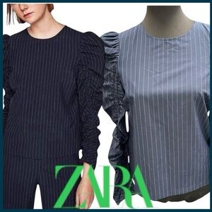 Zara Navy Stripe Crew Neck Gathered Elasticized Long Sleeve Blouse (XS)
